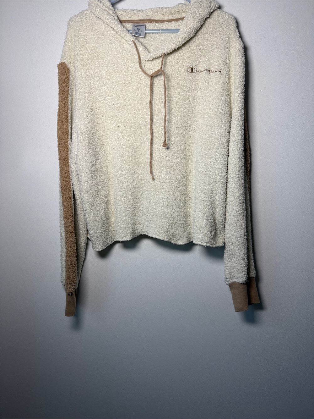 Champion Cream Sherpa Hoodie with Tan Sleeve Stripes 2XL